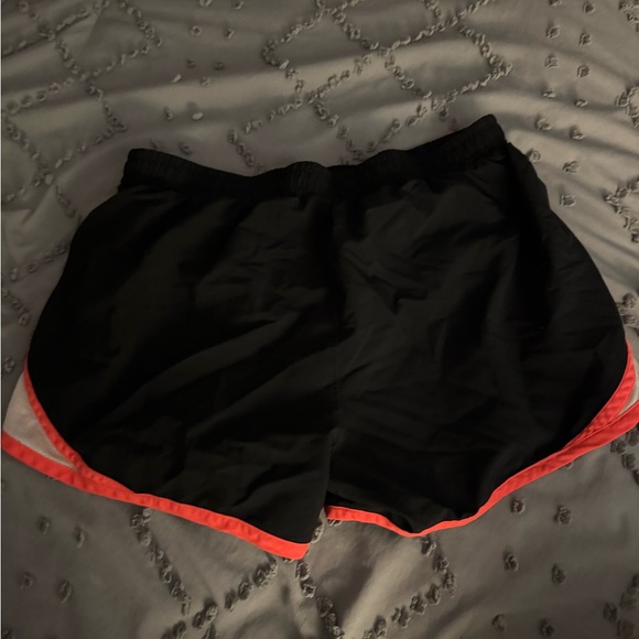 Under Armour Women's Black Shorts with Pink Trim - Picture 2 of 2